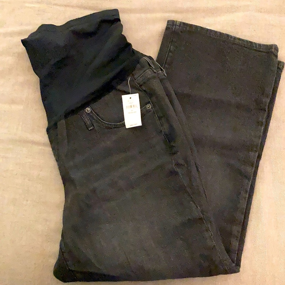 Gap Maternity “Full Panel Crop Kick Jeans”